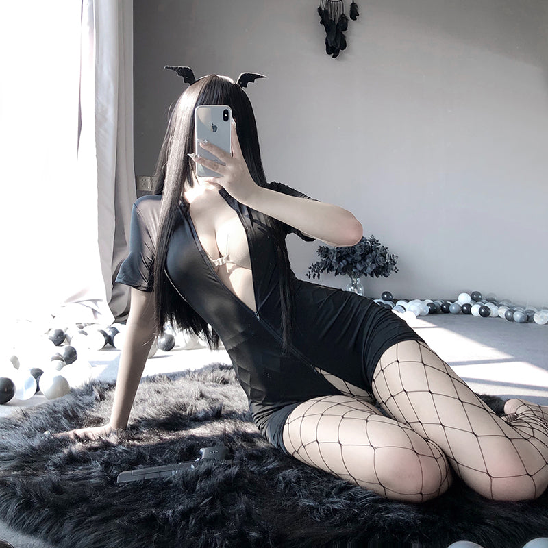 Double zipper short sleeve open crotch free sexy jumpsuit