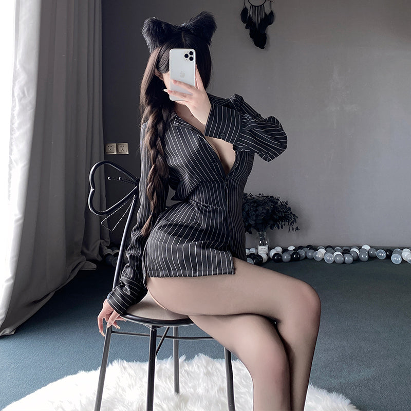 Professional striped shirt suit