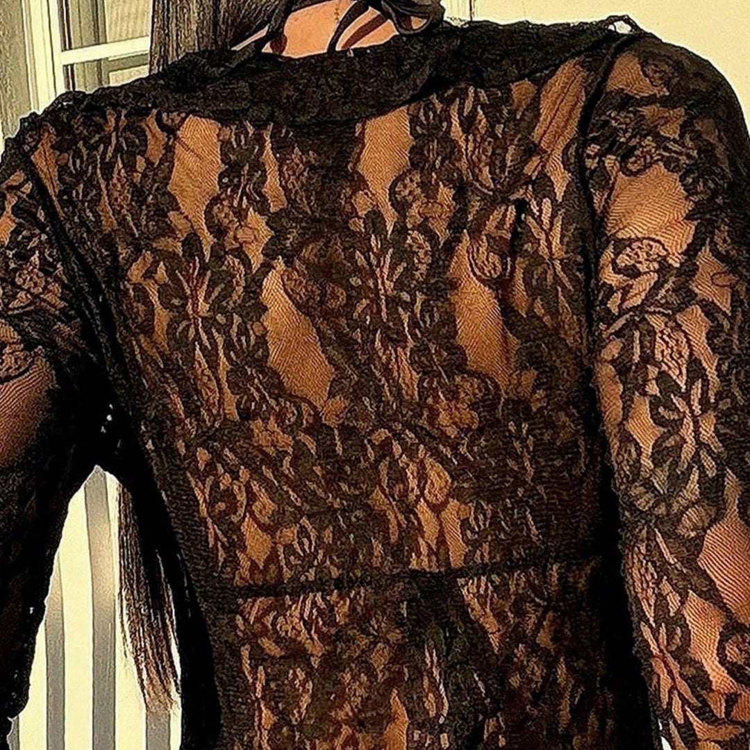 Hollow lace sexy hip top